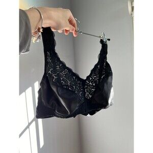 Vintage Playtex Body Language Black Lace Soft Cup Wireless Bra